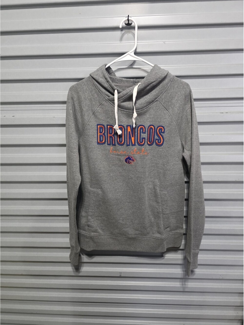 Boise State Broncos Gray Hoodie Sweatshirt Fan Apparel Women's Medium NWOT